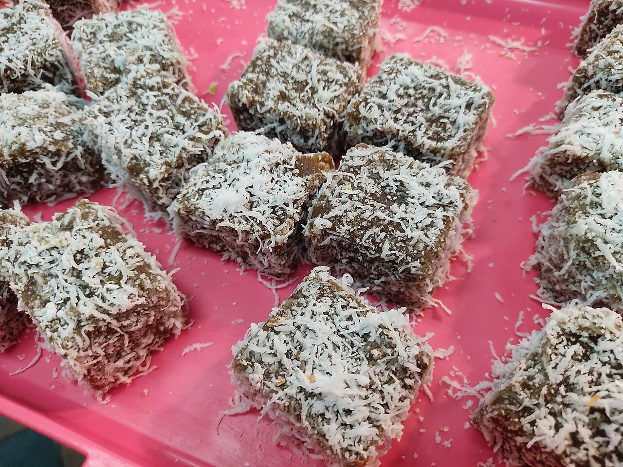 Kuih (Nyonya Cakes)