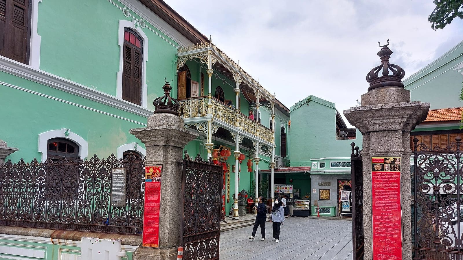 Antiques and fittings of a wealthy Straits-Chinese family