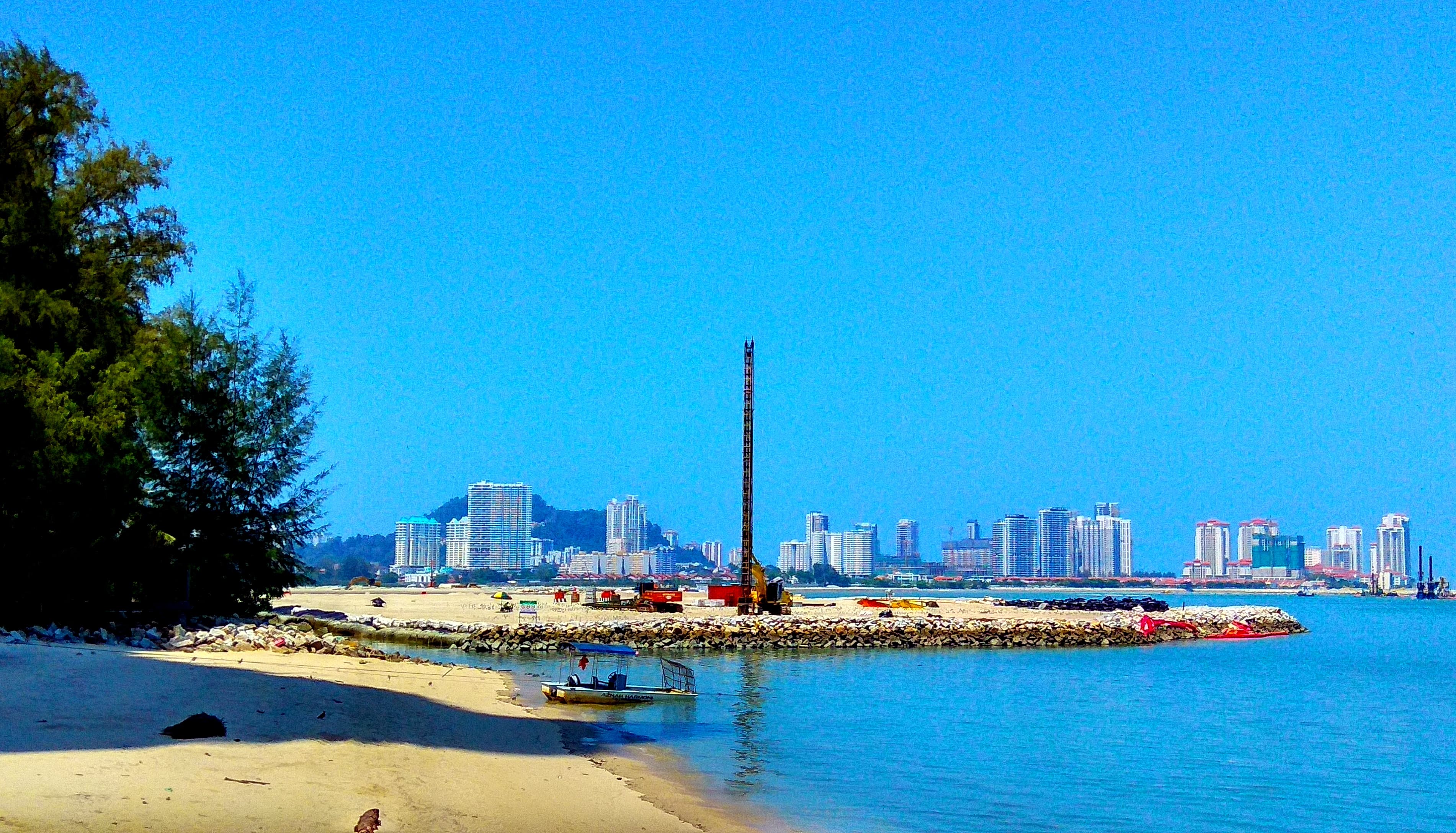 Penang Nightlife Guide: Bars, Rooftops & Late-Night Food (2026)